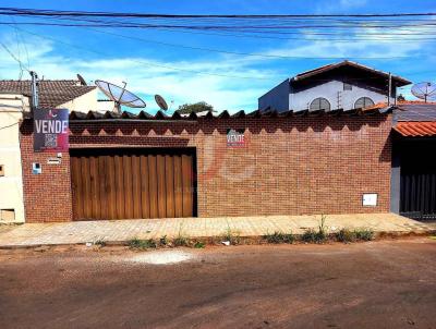 Casa para Venda, em Anpolis, bairro Vila Formosa, 3 dormitrios, 1 banheiro, 1 vaga