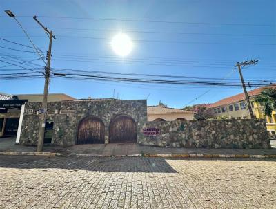 Casa para Venda, em Lins, bairro Centro, 3 dormitrios, 3 banheiros, 1 sute, 2 vagas