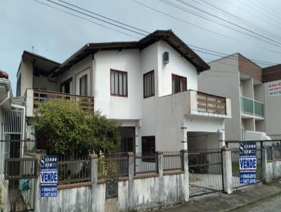 Sobrado para Venda, em Balnerio Barra do Sul, bairro Centro, 4 dormitrios, 2 banheiros, 2 sutes, 2 vagas