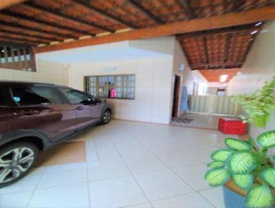 Casa para Venda, em Praia Grande, bairro Canto do Forte, 2 banheiros, 1 suíte, 2 vagas