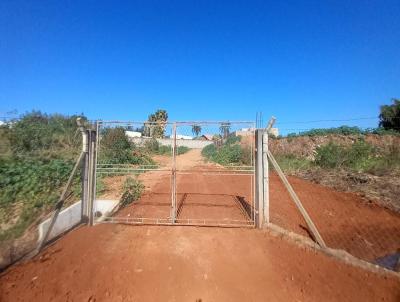 rea para Venda, em Itapetininga, bairro Cambui, 2 dormitrios, 2 banheiros