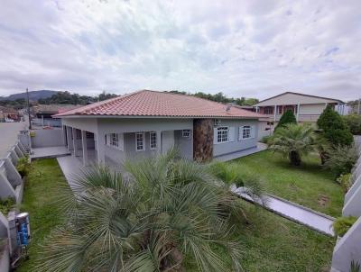 Casa para Venda, em Imaru, bairro Centro, 4 dormitrios, 2 banheiros, 2 vagas