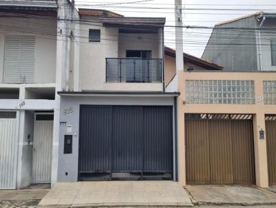 Casa para Venda, em Cruzeiro, bairro Vila Expedicionrios, 3 dormitrios, 1 banheiro, 3 sutes, 2 vagas