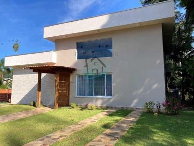 Casa para Venda, em Ubatuba, bairro Praia da Lagoinha, 3 dormitrios, 2 banheiros, 1 sute, 2 vagas