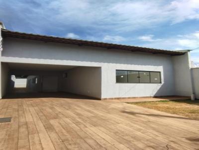 Casa para Venda, em Aparecida de Goinia, bairro Setor Colonial Sul, 3 dormitrios, 2 banheiros, 1 sute, 2 vagas