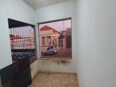 Casa para Venda, em Getulina, bairro Centro, 3 dormitrios, 2 banheiros, 1 sute