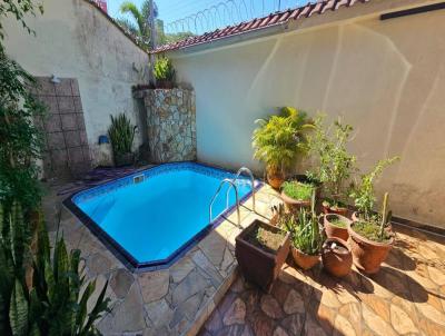 Casa para Venda, em Praia Grande, bairro CANTO DO FORTE, 3 dormitrios, 2 banheiros, 1 sute, 2 vagas