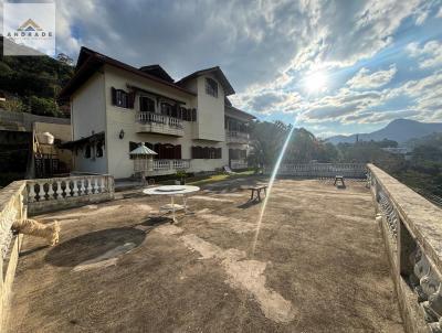 Casa para Venda, em Terespolis, bairro Golfe, 4 dormitrios, 2 banheiros, 4 sutes, 12 vagas