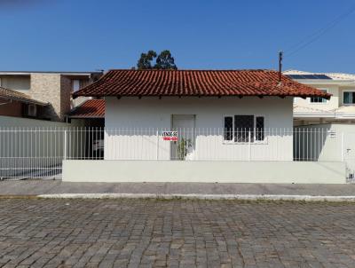 Casa para Venda, em Cambori, bairro Centro, 2 dormitrios, 1 banheiro, 2 vagas