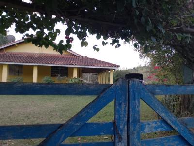 Stio para Venda, em Cunha, bairro Catioca, 2 dormitrios, 2 banheiros