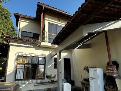 Casa para Venda, em Rio de Janeiro, bairro Freguesia (Jacarepagu), 2 dormitrios, 1 banheiro, 3 vagas