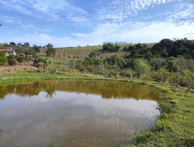 Stio para Venda, em Tuiuti, bairro rea Rural de Tuiuti, 2 dormitrios, 1 banheiro, 1 sute, 6 vagas