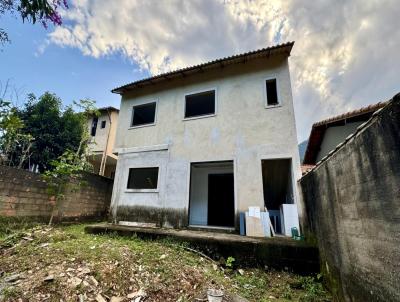 Casa para Venda, em Guapimirim, bairro Caneca Fina, 3 dormitrios, 4 banheiros, 1 sute, 2 vagas