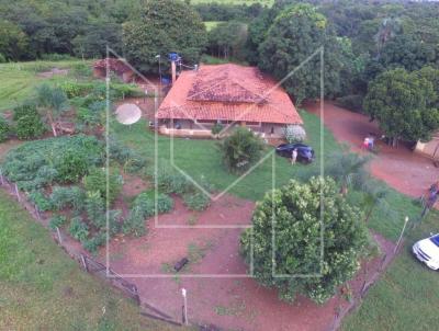 Fazenda para Venda, em Rio Quente, bairro Bairro Popular, 4 dormitrios, 2 sutes