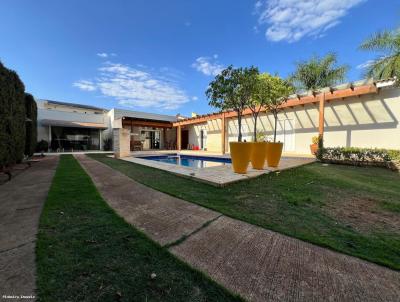 Casa para Venda, em Presidente Prudente, bairro Parque Higienpolis, 3 dormitrios, 4 banheiros, 3 sutes, 4 vagas