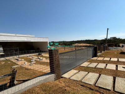 Casa em Condomnio para Venda, em Jaboticatubas, bairro Condomnio Vale Do Luar, 3 dormitrios, 2 banheiros, 1 sute, 2 vagas