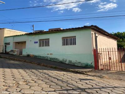 Casa para Venda, em Abre Campo, bairro Centro