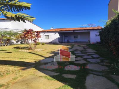 Casa para Venda, em Uberlndia, bairro Gravatas, 2 dormitrios, 1 banheiro, 1 sute, 3 vagas