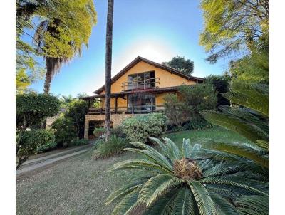 Casa para Venda, em Belo Horizonte, bairro Trevo, 3 dormitrios, 3 banheiros, 2 sutes, 5 vagas