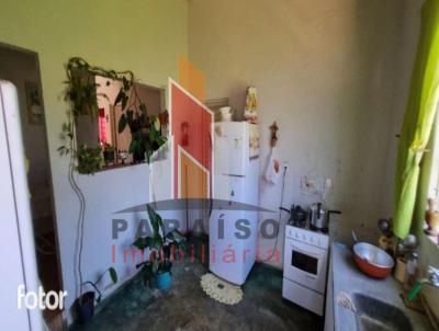 Casa para Venda, em Uberlndia, bairro Granada, 3 dormitrios, 1 banheiro, 2 vagas