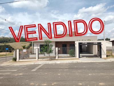 Casa para Venda, em Irati, bairro So Francisco, 2 dormitrios, 2 banheiros, 1 sute