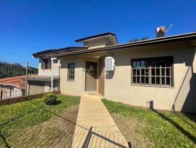 Casa para Venda, em Carazinho, bairro Centro, 3 dormitrios, 2 banheiros, 1 sute, 2 vagas