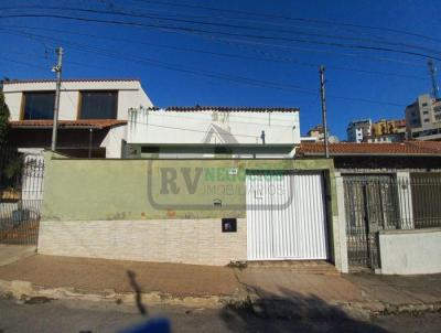 Casa para Venda, em Juiz de Fora, bairro Jardim do Sol, 3 dormitrios, 3 banheiros, 3 vagas