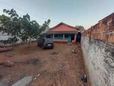 Casa para Venda, em , bairro , 2 dormitrios, 1 banheiro