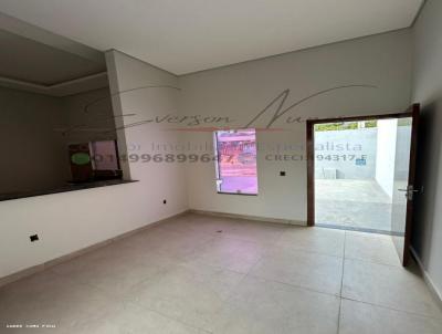 Casa 2 dormitórios para Venda, em Bauru, bairro Tangarás, 1 dormitório, 1 banheiro, 2 vagas