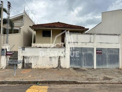 Casa para Venda, em Santo Anastcio, bairro Centro, 5 dormitrios, 2 banheiros, 2 vagas