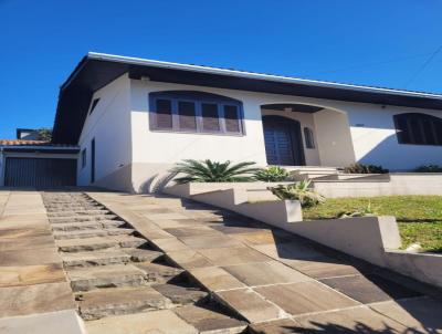 Casa para Venda, em Antnio Prado, bairro Centro, 2 dormitrios, 1 banheiro, 2 vagas