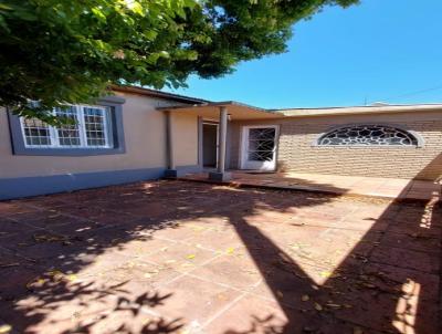 Casa para Venda, em Pelotas, bairro Centro, 3 dormitrios, 2 banheiros, 1 vaga