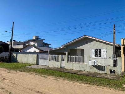 Casa para Venda, em Laguna, bairro Cabeudas, 3 dormitrios, 3 banheiros, 1 sute, 5 vagas