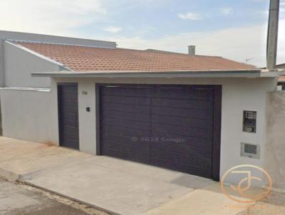 Casa para Venda, em Leme, bairro Jardim Santana, 2 banheiros, 1 sute, 8 vagas