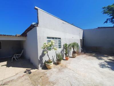 Casa para Venda, em Marlia, bairro Presidente Jnio da Silva Quadros, 2 dormitrios, 1 banheiro, 3 vagas