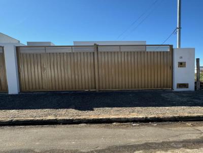 Casa para Venda, em Campo Belo, bairro Monte Belo 1, 2 dormitrios, 1 banheiro, 2 vagas