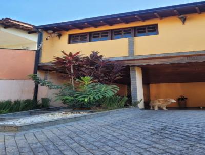 Casa para Venda, em Mogi das Cruzes, bairro Vila Oliveira, 3 dormitrios, 3 banheiros, 1 sute, 4 vagas