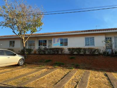 Casa para Venda, em Cidade Ocidental, bairro Centro, 2 dormitrios, 1 banheiro