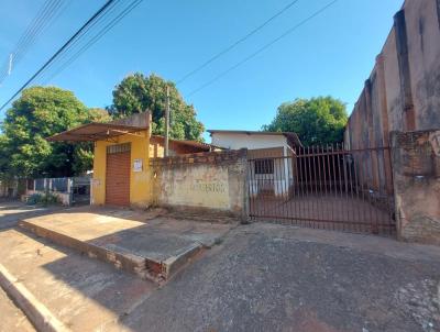 Casa para Venda, em Teodoro Sampaio, bairro Centro, 2 dormitrios, 1 banheiro, 1 vaga