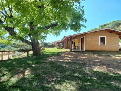 Pousada para Venda, em Santo Antnio do Pinhal, bairro , 4 dormitrios, 2 banheiros, 1 sute, 5 vagas