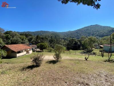 Chcara para Venda, em Agudos do Sul, bairro Pavozinho, 4 dormitrios, 1 banheiro, 1 vaga