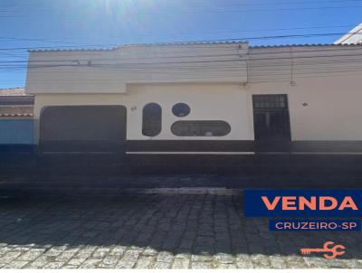 Casa para Venda, em Cruzeiro, bairro Vila Paulo Romeu, 4 dormitrios, 2 banheiros, 1 vaga