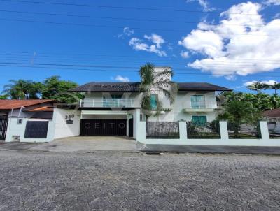 Casa para Venda, em Pomerode, bairro Testo Rega, 3 dormitrios, 5 banheiros, 2 sutes, 3 vagas