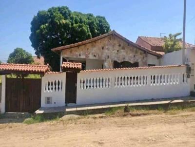 Casa para Venda, em Araruama, bairro Iguabinha, 2 dormitrios, 2 banheiros, 6 vagas