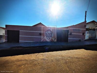 Casa para Venda, em Jaguariava, bairro SAMAMBAIA, 4 dormitrios, 2 banheiros, 2 vagas