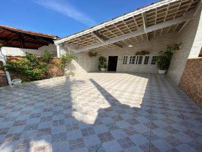 Casa para Venda, em Praia Grande, bairro Solemar, 2 dormitrios, 2 banheiros, 1 sute, 4 vagas