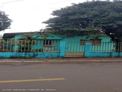 Casa para Venda, em Foz do Iguau, bairro Parque Morumbi II, 4 dormitrios, 2 banheiros, 2 vagas