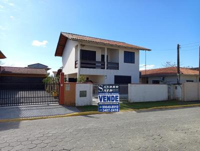 Sobrado para Venda, em Balnerio Barra do Sul, bairro Centro, 4 dormitrios, 3 banheiros, 2 vagas