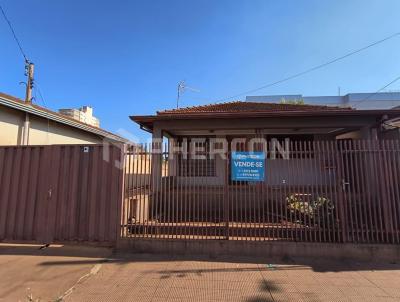 Casa para Venda, em Sertozinho, bairro Centro, 2 dormitrios, 1 banheiro