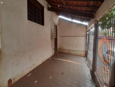 Casa para Venda, em Leme, bairro Jardim Santa Martha, 4 dormitrios, 2 banheiros, 2 vagas